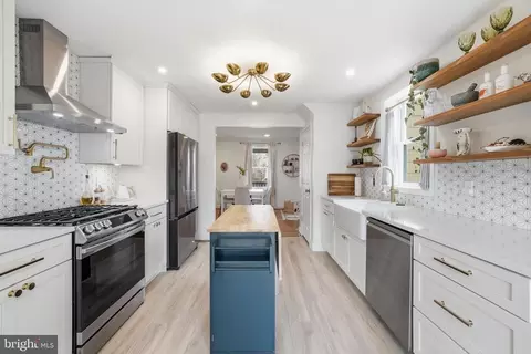 Kitchen - 9115 Bradford Rd, Silver Spring, MD 20901 photo 5 of 7