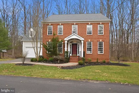718 Turtle Pond Ln, Gaithersburg, MD 20878