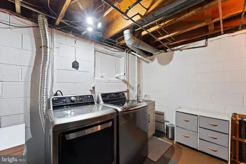 Other - 8501 Aqueduct Rd, Potomac, MD 20854 photo 11 of 12
