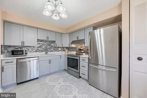 Kitchen - 14219 Castle Blvd #126-18, Silver Spring, MD 20904 photo 1 of 2