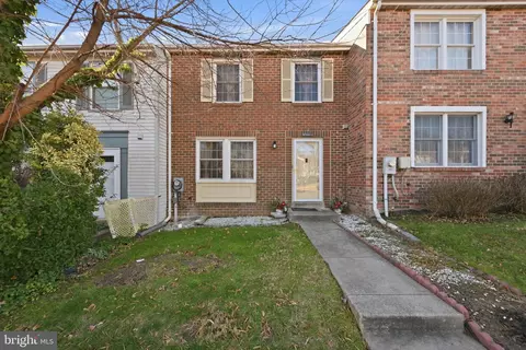 14219 Castle Blvd #126-18, Silver Spring, MD 20904
