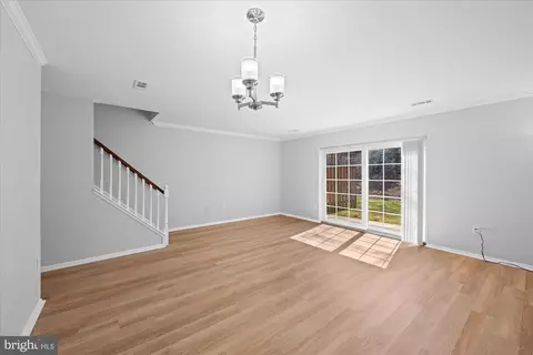 Living - 3720 Ferrara Dr #5, Silver Spring, MD 20906 photo 2 of 3
