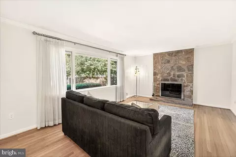 Living - 19005 Plummer Dr, Germantown, MD 20876 photo 1 of 6