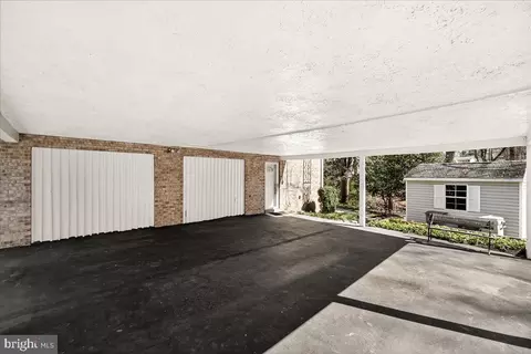 Exterior - 19005 Plummer Dr, Germantown, MD 20876 photo 11 of 11