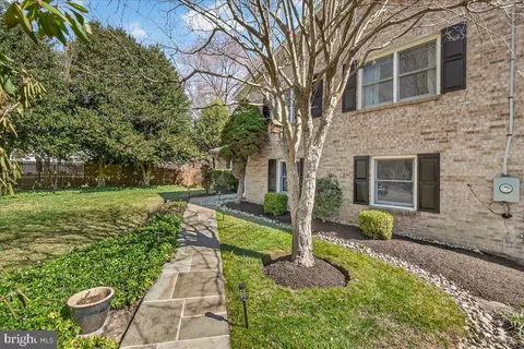 Exterior - 19005 Plummer Dr, Germantown, MD 20876 photo 3 of 11