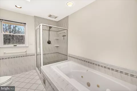 Bath - 19005 Plummer Dr, Germantown, MD 20876 photo 2 of 3