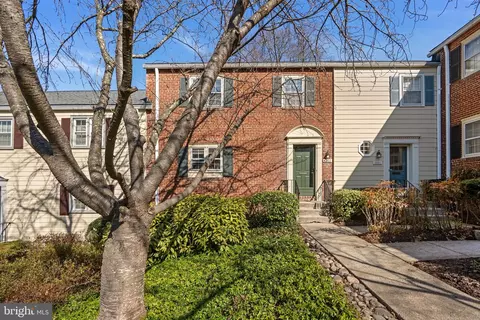 4843 Willett Pkwy #83, Chevy Chase, MD 20815