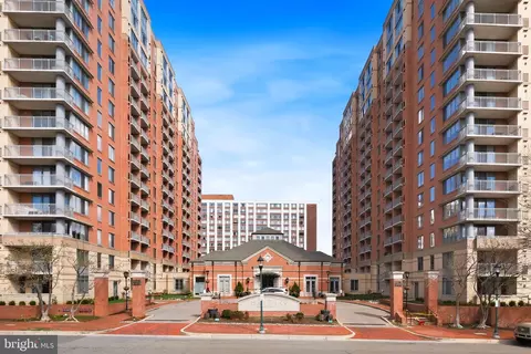 11710 Old Georgetown Rd #719, North Bethesda, MD 20852
