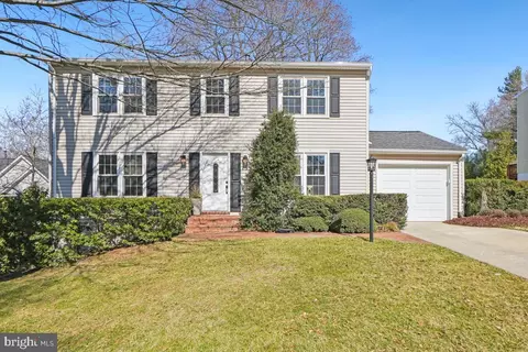 4 Camden Ct, Rockville, MD 20850