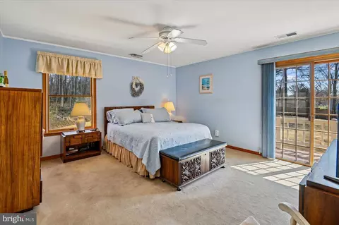 Bedroom - 705 Marshall Manor Dr, Silver Spring, MD 20905 photo 1 of 10