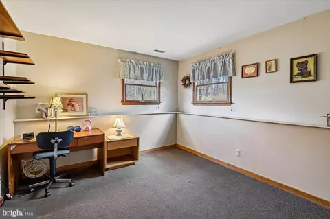 Bedroom - 705 Marshall Manor Dr, Silver Spring, MD 20905 photo 10 of 10