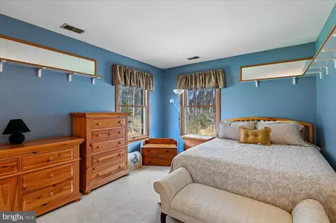 Bedroom - 705 Marshall Manor Dr, Silver Spring, MD 20905 photo 6 of 10