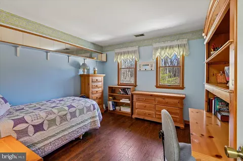 Bedroom - 705 Marshall Manor Dr, Silver Spring, MD 20905 photo 5 of 10
