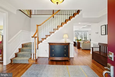 Entry Way - 10 Meyer Point Ct, Potomac, MD 20854 photo 1 of 3