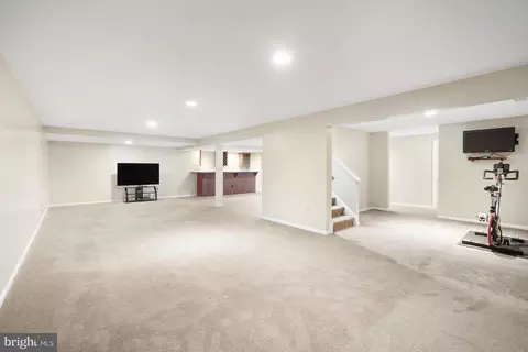 Other - 10 Meyer Point Ct, Potomac, MD 20854 photo 10 of 18
