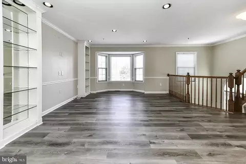 Living - 2 Parker Farm Ct, Silver Spring, MD 20906 photo 1 of 6
