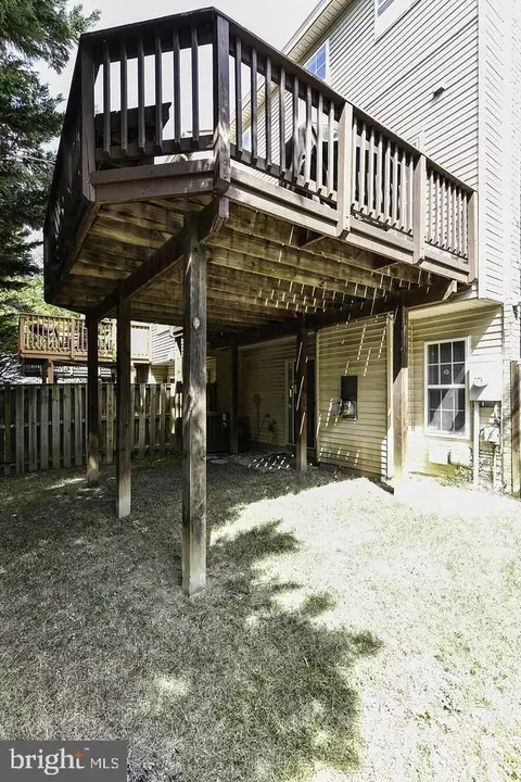 Exterior - 2 Parker Farm Ct, Silver Spring, MD 20906 photo 3 of 6