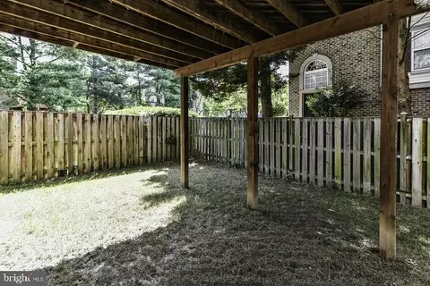 Exterior - 2 Parker Farm Ct, Silver Spring, MD 20906 photo 4 of 6