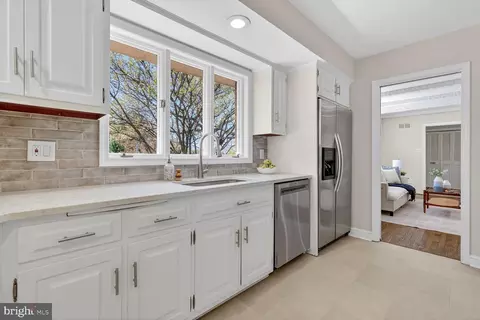 Kitchen - 217 Kimblewick Dr, Silver Spring, MD 20904 photo 1 of 4