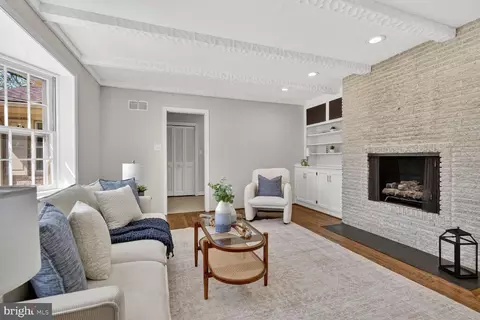 Living - 217 Kimblewick Dr, Silver Spring, MD 20904 photo 2 of 6