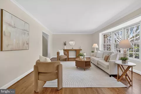 Living - 217 Kimblewick Dr, Silver Spring, MD 20904 photo 4 of 6