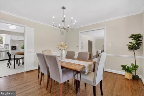 Dining - 217 Kimblewick Dr, Silver Spring, MD 20904 photo 2 of 2