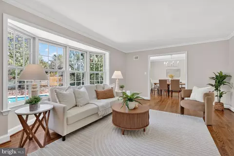 Living - 217 Kimblewick Dr, Silver Spring, MD 20904 photo 3 of 6