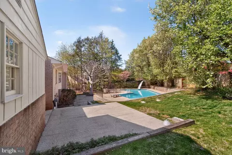 Exterior - 217 Kimblewick Dr, Silver Spring, MD 20904 photo 9 of 10