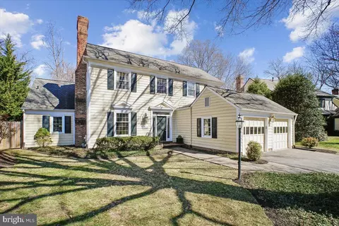 10229 Sundance Ct, Potomac, MD 20854