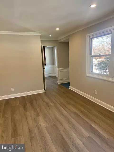 Entry Way - 2904 Fenimore Rd, Silver Spring, MD 20902 photo 3 of 5