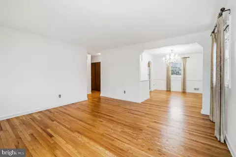 Living - 4008 Adams Dr, Silver Spring, MD 20902 photo 4 of 7
