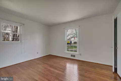 Bedroom - 14212 Rippling Brook Dr, Silver Spring, MD 20906 photo 3 of 6