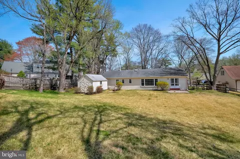 Exterior - 14212 Rippling Brook Dr, Silver Spring, MD 20906 photo 6 of 7