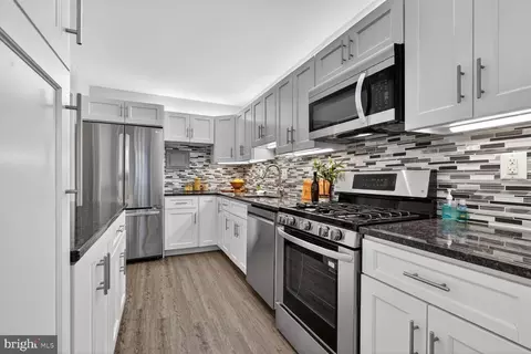 4515 Willard Ave #1112S, Chevy Chase, MD 20815