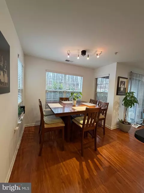 111 Timberbrook Ln #104, Gaithersburg, MD 20878