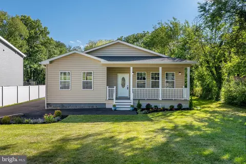 434 Gaither St, Gaithersburg, MD 20877