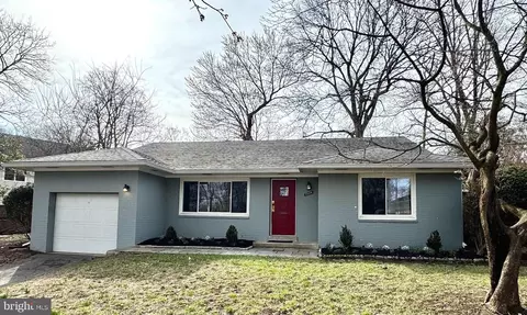 3504 Glenmoor Dr, Chevy Chase, MD 20815