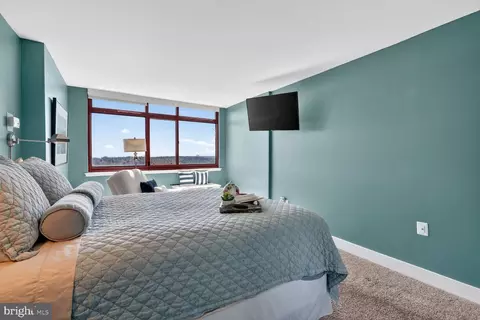 1220 Blair Mill Rd #1403, Silver Spring, MD 20910 photo 17