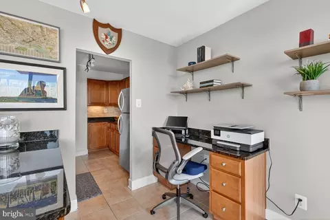 1220 Blair Mill Rd #1403, Silver Spring, MD 20910 photo 9