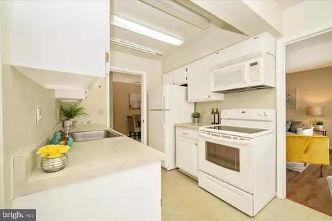 15316 Pine Orchard Dr #82-2H, Silver Spring, MD 20906 photo 24