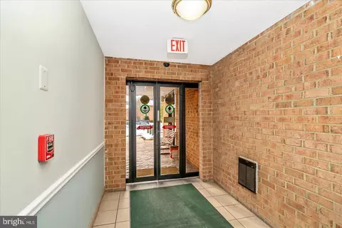 15316 Pine Orchard Dr #82-2H, Silver Spring, MD 20906 photo 4
