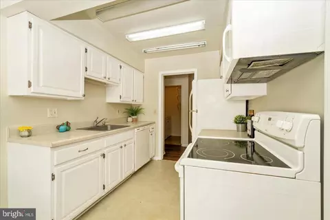 15316 Pine Orchard Dr #82-2H, Silver Spring, MD 20906 photo 23