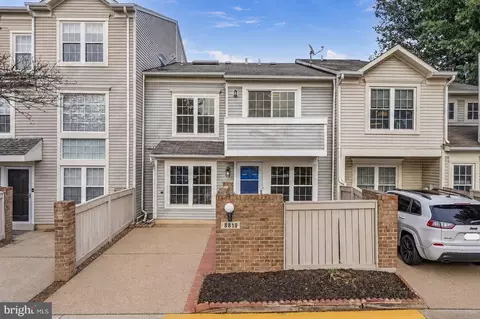 8810 Rustburg Cir, Gaithersburg, MD 20886