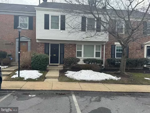 10829 Bucknell Dr #33, Silver Spring, MD 20902 photo 2