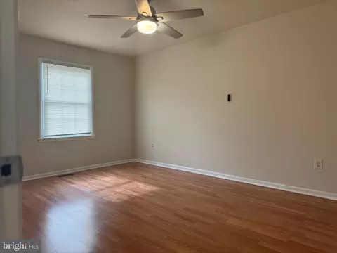 10829 Bucknell Dr #33, Silver Spring, MD 20902 photo 13