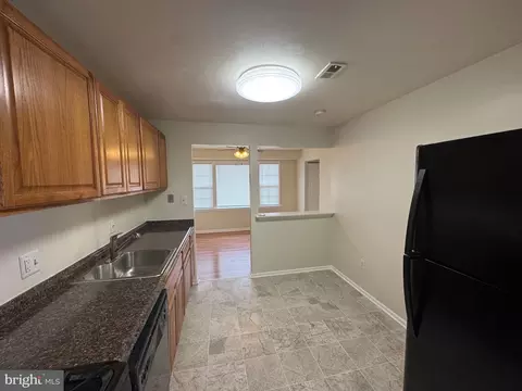 10829 Bucknell Dr #33, Silver Spring, MD 20902 photo 14
