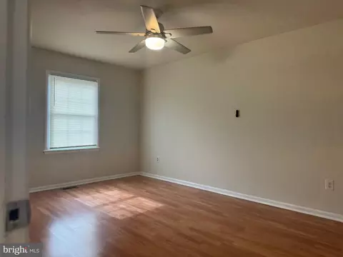 10829 Bucknell Dr #33, Silver Spring, MD 20902 photo 15