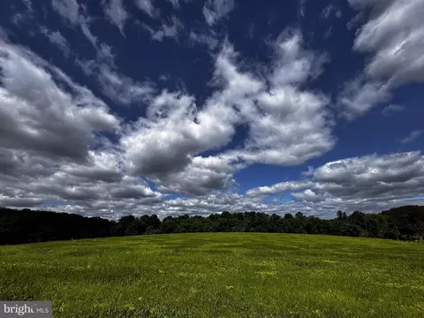 20030 Peach Tree Rd, Beallsville, MD 20839