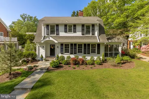 107 Grafton St, Chevy Chase, MD 20815