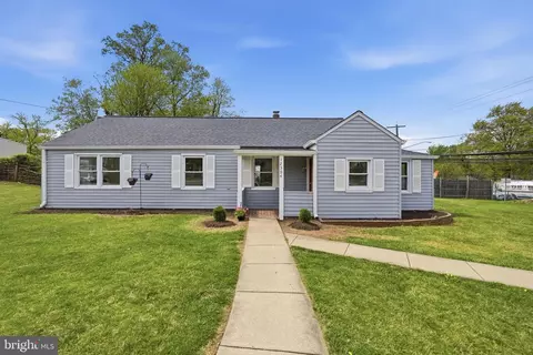 Exterior - 12304 Livingston St, Silver Spring, MD 20902 photo 2 of 3